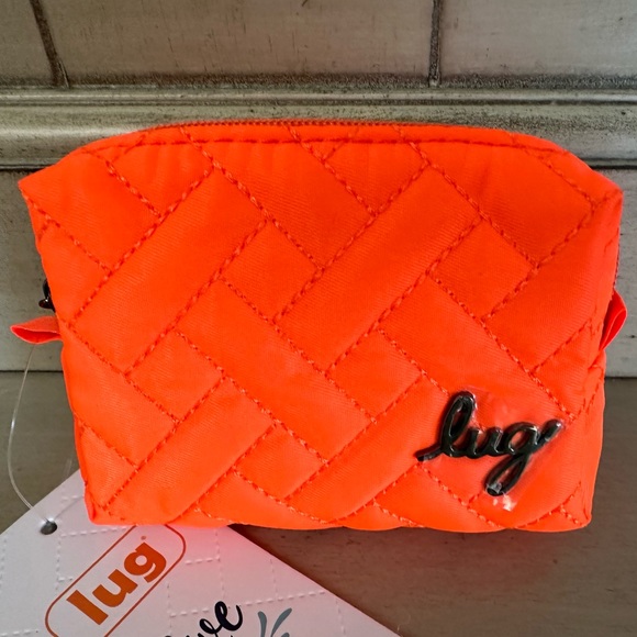 🪸NWT Lug Choo Choo Mini Pill Box / Pouch in Coral 🪸 - Picture 1 of 5
